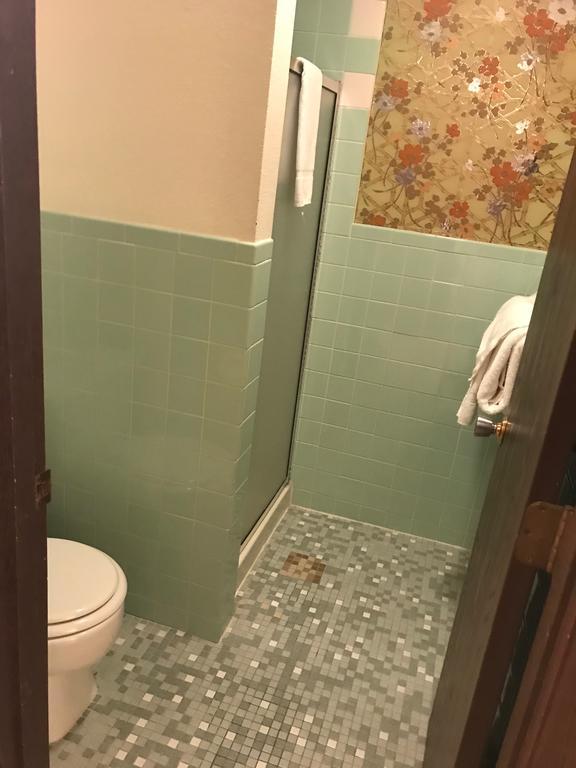 Mcgovern'S Motel And Suites Sun Prairie Εξωτερικό φωτογραφία